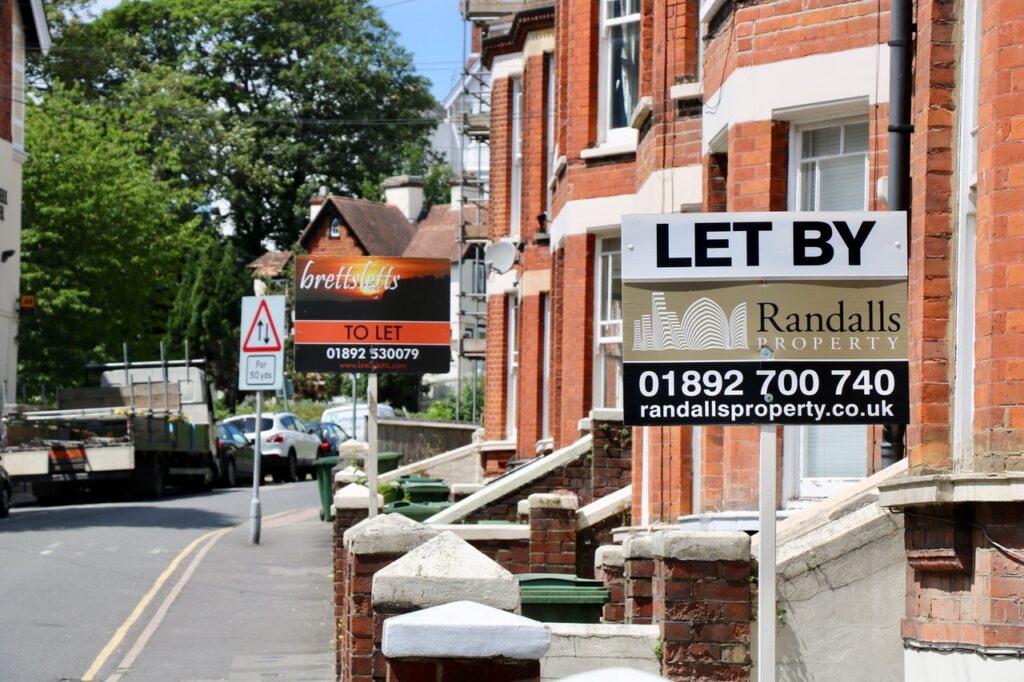 self manage buy to let properties or letting agent